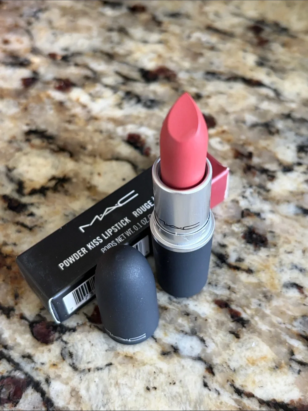🌙⭐Mac Brickthrough Lipstick